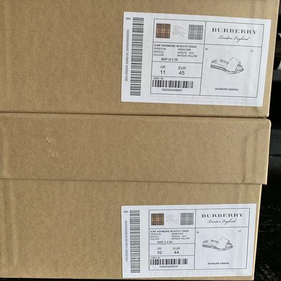 BUBERRY Men’s check canvas slides - Picture 8 of 8